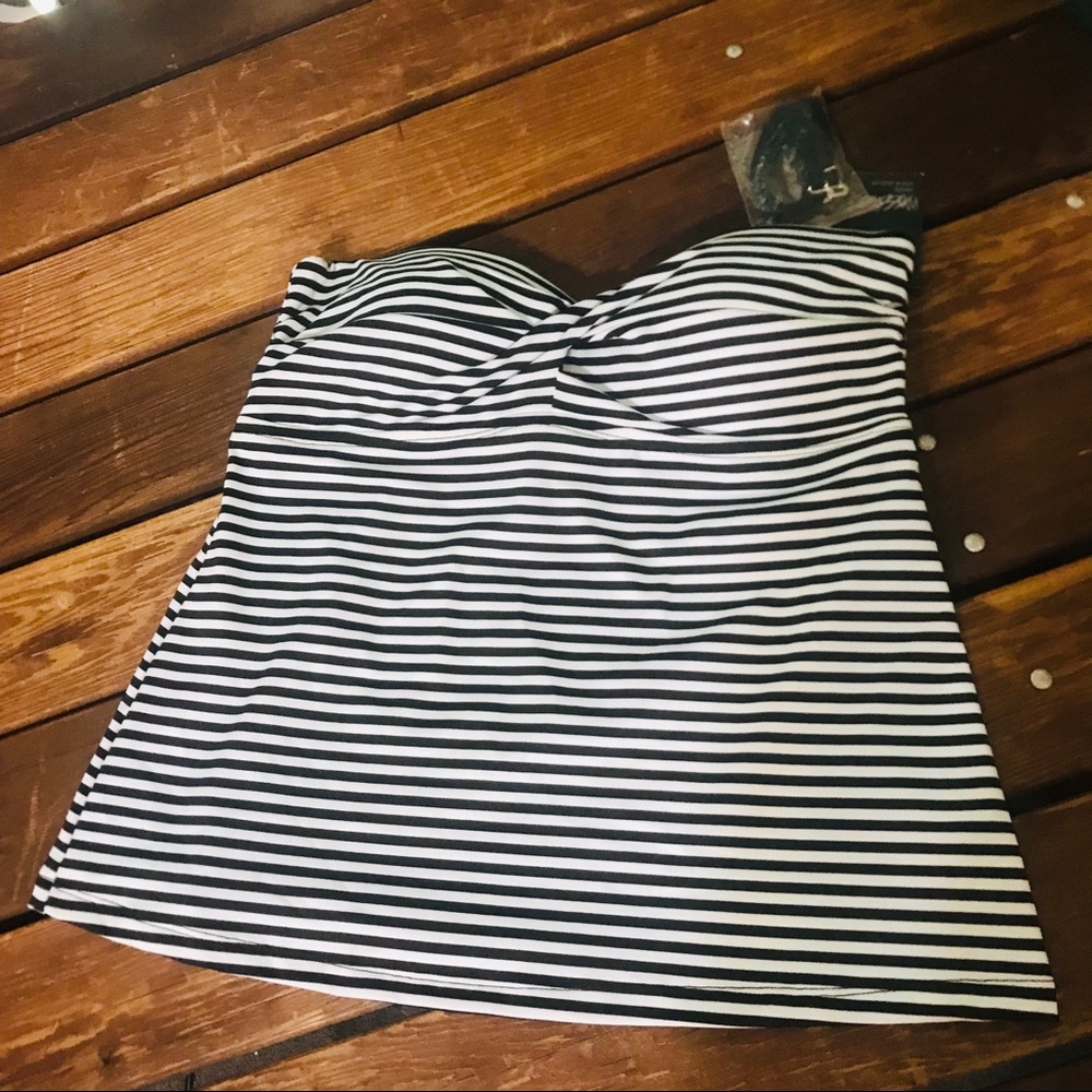 Mossimo swim top NWT